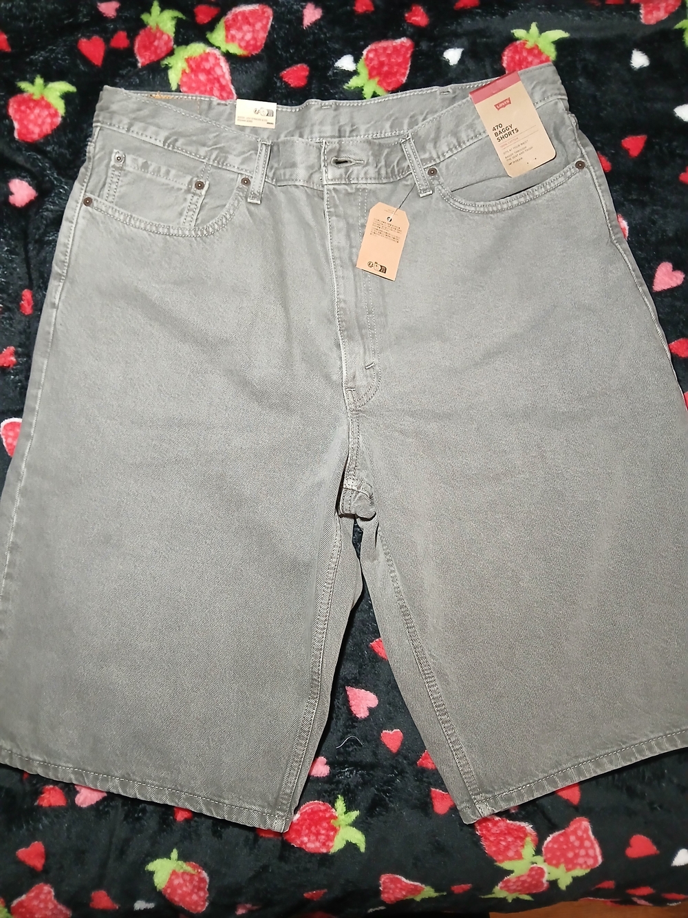 Classic Levi's Men's 470 Baggy  Gray Casual Denim Shorts. #Levishorts
